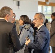 M. le Pr&eacute;sident (&agrave; droite) et M. le Directeur (&agrave; gauche) de HGI-ATD